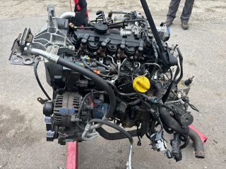 bontott NISSAN QASHQAI Motor (Fűzött blokk hengerfejjel)