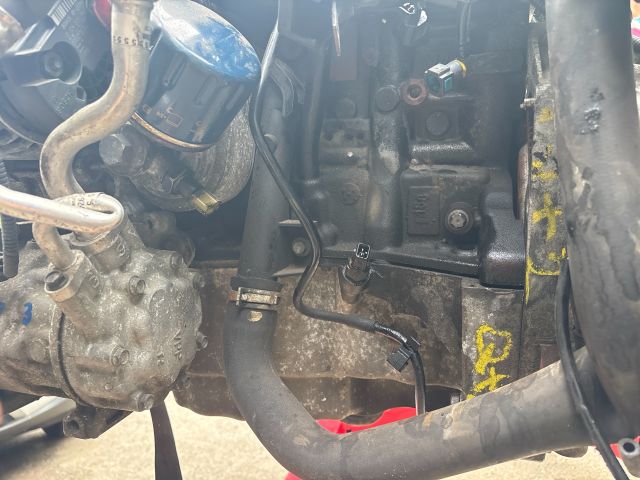 bontott NISSAN QASHQAI Motor (Fűzött blokk hengerfejjel)