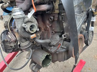 bontott NISSAN QASHQAI Motor (Fűzött blokk hengerfejjel)