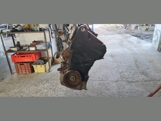 bontott NISSAN QASHQAI Motor (Fűzött blokk hengerfejjel)