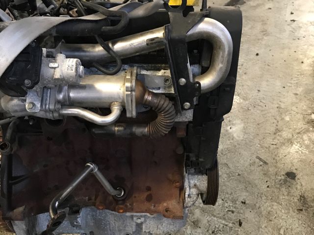 bontott NISSAN QASHQAI Motor (Fűzött blokk hengerfejjel)