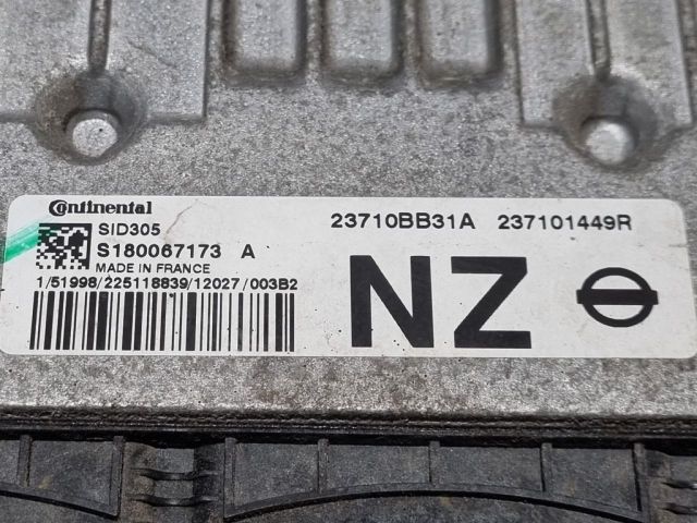 bontott NISSAN QASHQAI Motorvezérlő