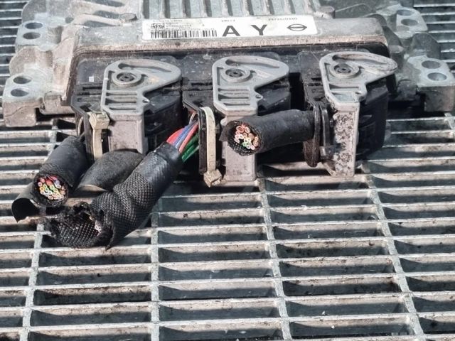 bontott NISSAN QASHQAI Motorvezérlő