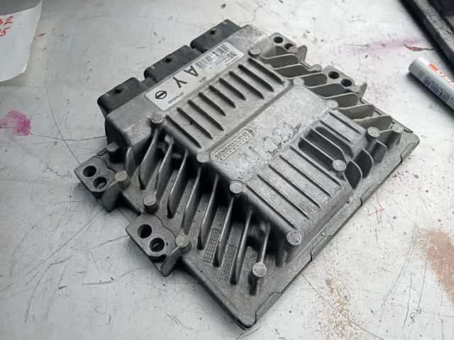 bontott NISSAN QASHQAI Motorvezérlő