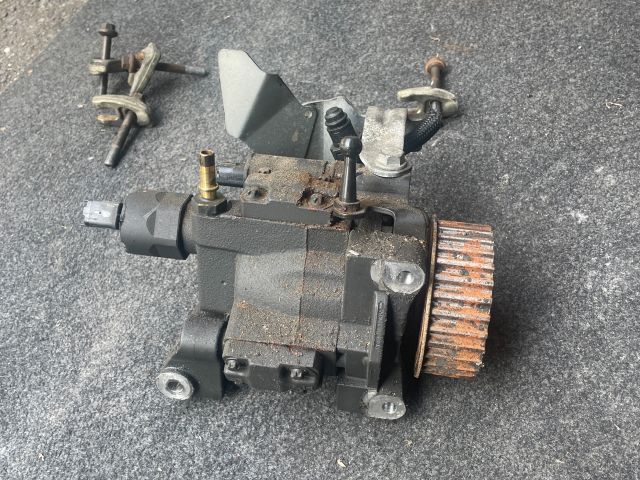 bontott NISSAN QASHQAI Nagynyomású Szivattyú