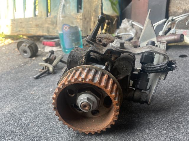 bontott NISSAN QASHQAI Nagynyomású Szivattyú