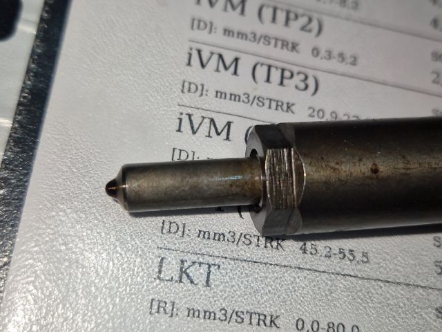 bontott NISSAN QASHQAI Porlasztó (1 db)