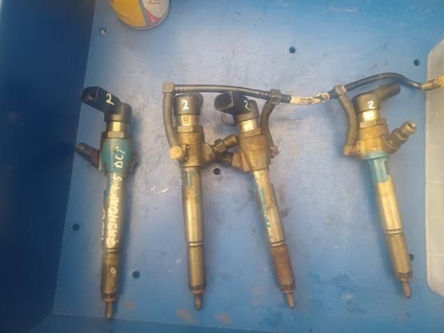 bontott NISSAN QASHQAI Porlasztó (1 db)