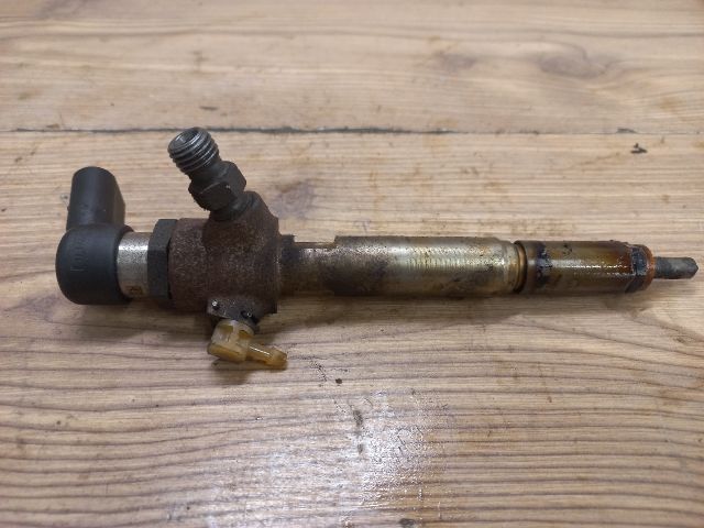 bontott NISSAN QASHQAI Porlasztó (1 db)