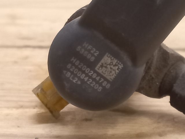 bontott NISSAN QASHQAI Porlasztó (1 db)