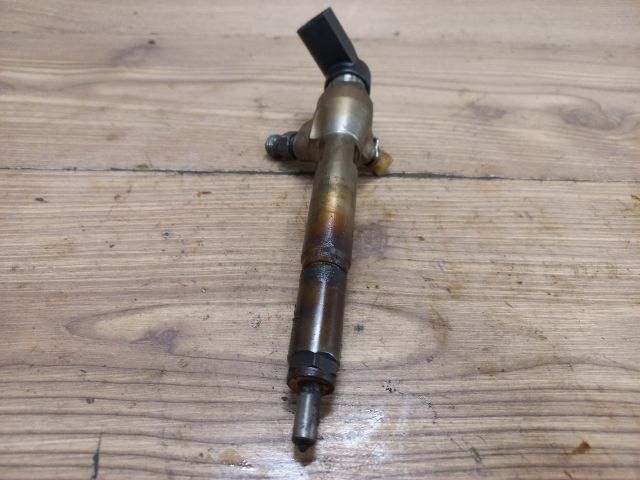 bontott NISSAN QASHQAI Porlasztó (1 db)