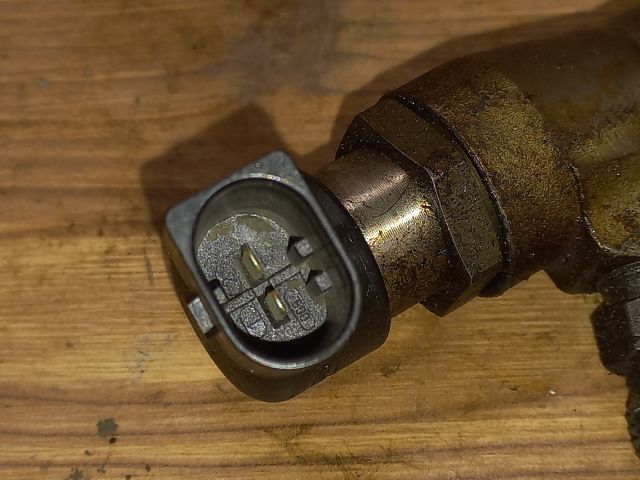 bontott NISSAN QASHQAI Porlasztó (1 db)