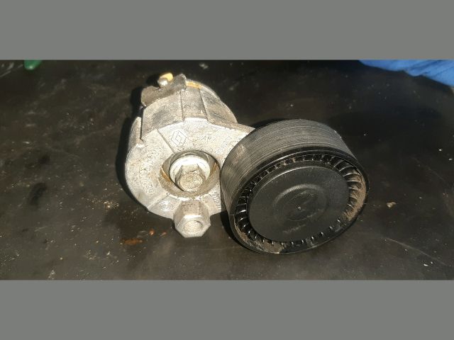 bontott NISSAN QASHQAI Szíjfeszítő Görgő