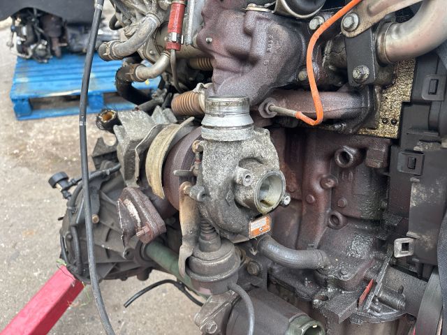 bontott NISSAN QASHQAI Turbó