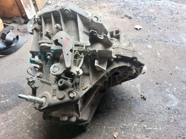 bontott NISSAN QASHQAI Váltó (Mechanikus)