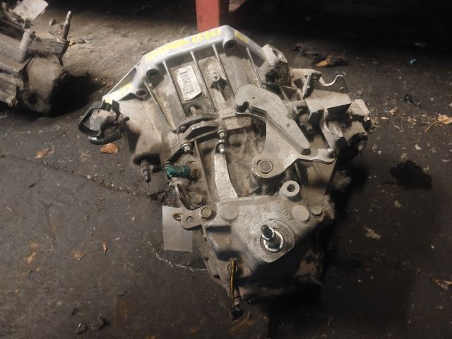 bontott NISSAN QASHQAI Váltó (Mechanikus)
