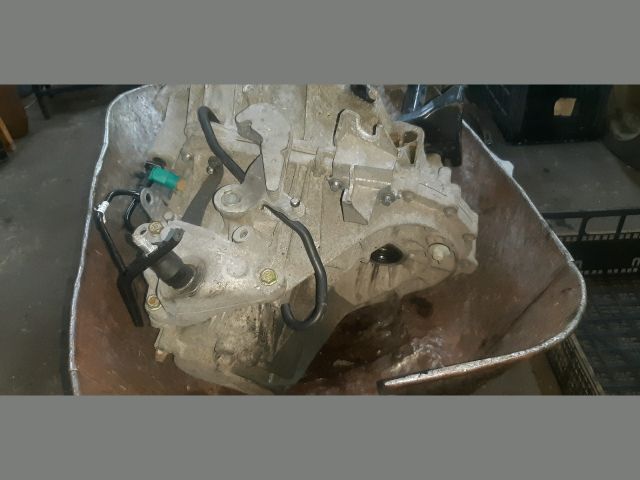 bontott NISSAN QASHQAI Váltó (Mechanikus)