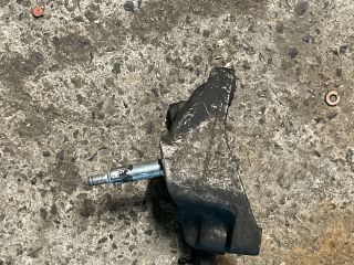 bontott NISSAN QASHQAI Váltó Tartó Bak (Pozíciófüggetlen)