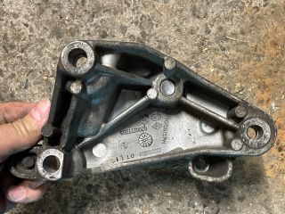 bontott NISSAN QASHQAI Váltó Tartó Bak (Pozíciófüggetlen)