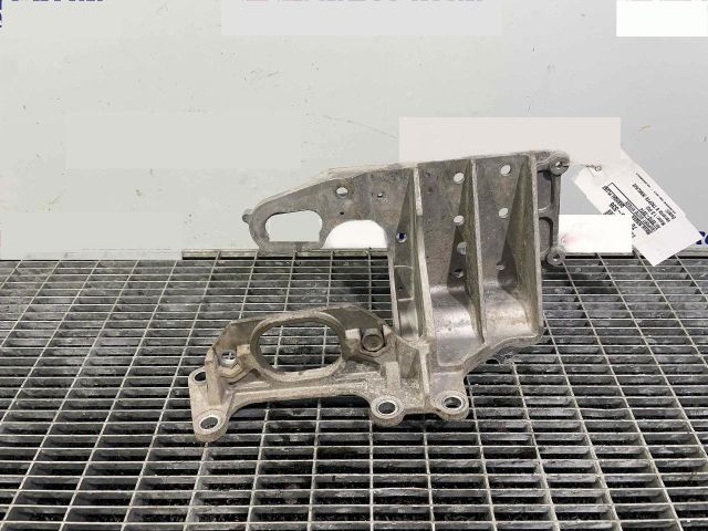 bontott NISSAN QASHQAI Váltó Tartó Bak (Pozíciófüggetlen)