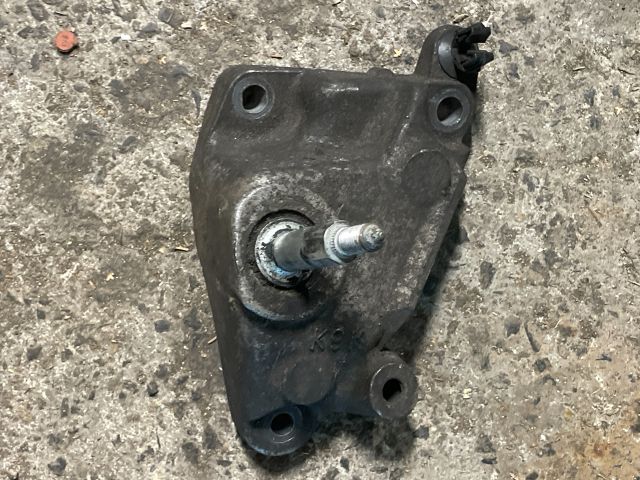 bontott NISSAN QASHQAI Váltó Tartó Bak (Pozíciófüggetlen)