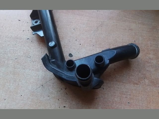 bontott NISSAN QASHQAI Vízcső