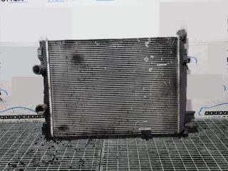 bontott NISSAN QASHQAI Vízhűtő Radiátor (Klímás)