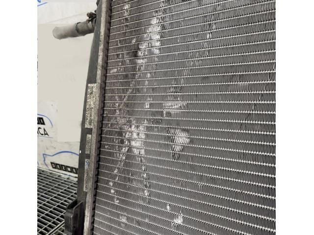 bontott NISSAN QASHQAI Vízhűtő Radiátor (Klímás)