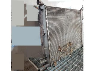 bontott NISSAN QASHQAI Vízhűtő Radiátor (Klímás)