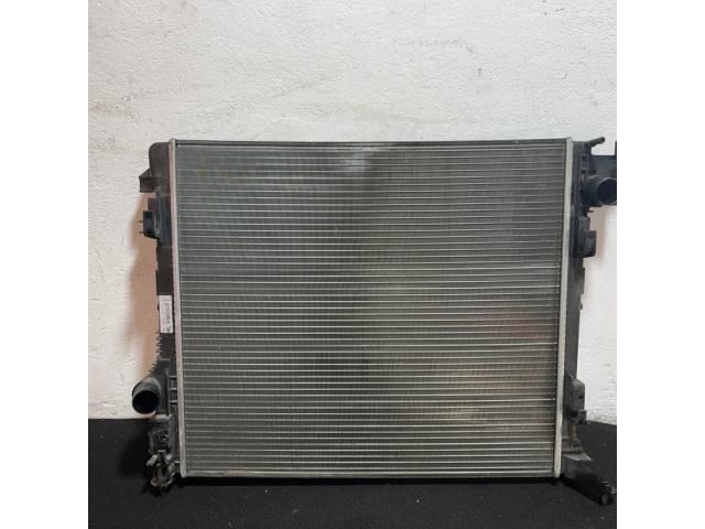 bontott NISSAN QASHQAI Vízhűtő Radiátor (Klímás)