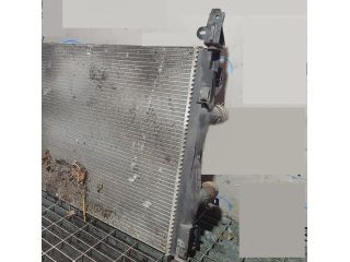 bontott NISSAN QASHQAI Vízhűtő Radiátor (Klímás)