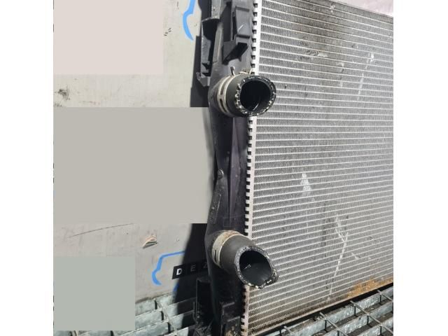 bontott NISSAN QASHQAI Vízhűtő Radiátor (Klímás)