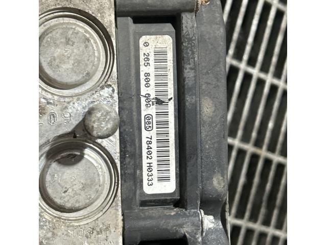 bontott NISSAN QASHQAI ABS Kocka