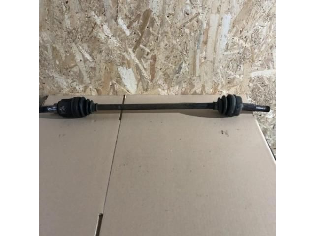 bontott NISSAN QASHQAI Bal hátsó Féltengely