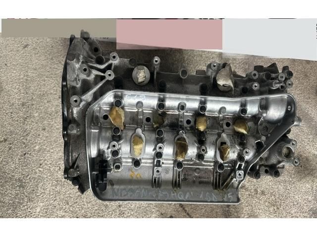 bontott NISSAN QASHQAI Motor (Fűzött blokk hengerfejjel)