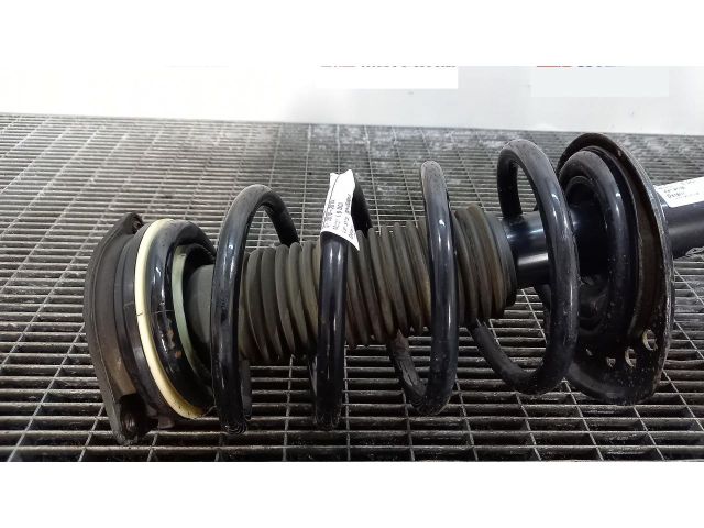 bontott NISSAN QASHQAI Első Rugó