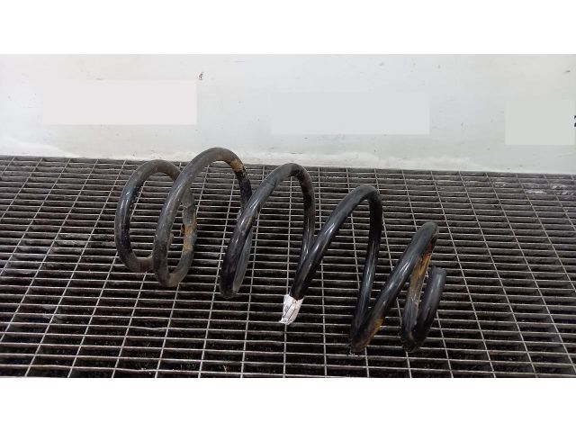 bontott NISSAN QASHQAI Első Rugó