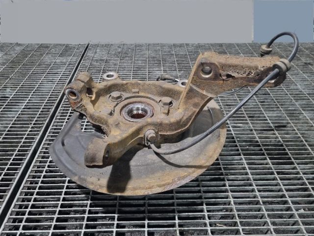 bontott NISSAN QASHQAI Jobb első Csonkállvány