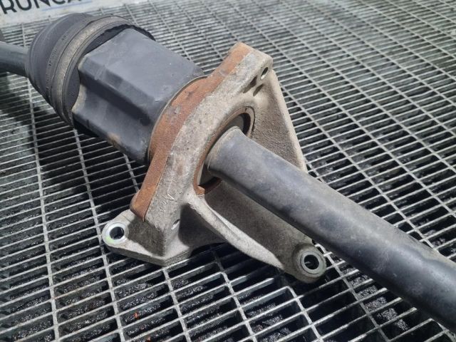 bontott NISSAN QASHQAI Jobb Féltengely