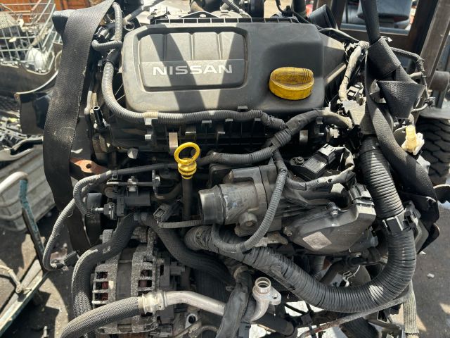 bontott NISSAN QASHQAI Komplett Motor (Segédberendezésekkel)