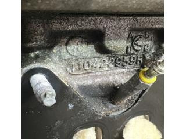 bontott NISSAN QASHQAI Motor (Fűzött blokk hengerfejjel)