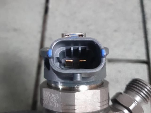 bontott NISSAN QASHQAI Porlasztó (1 db)