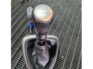 bontott NISSAN QASHQAI Váltó Kulissza