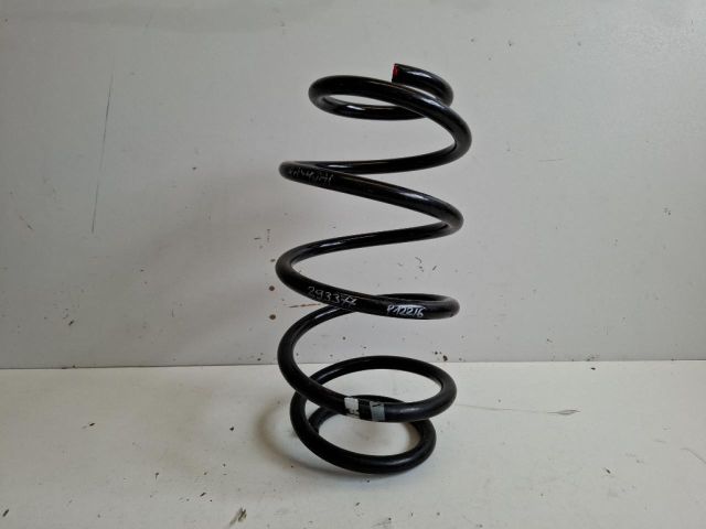 bontott NISSAN QASHQAI Első Rugó