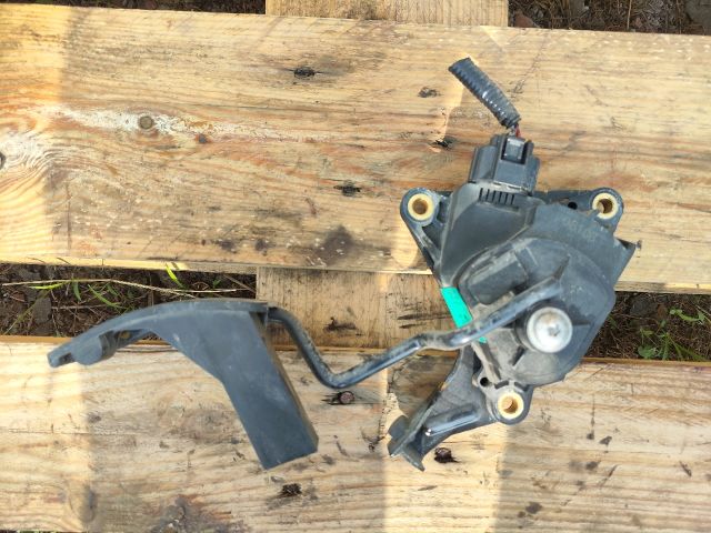 bontott NISSAN QASHQAI Gázpedál (Elektromos)