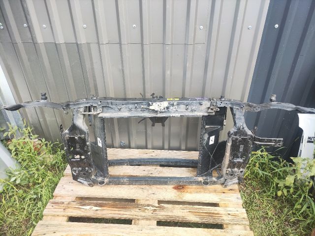 bontott NISSAN QASHQAI Homlokfal (Üres lemez)