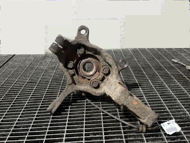 bontott NISSAN QASHQAI Jobb első Csonkállvány