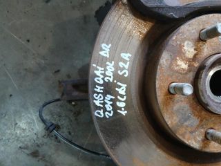 bontott NISSAN QASHQAI Jobb első Csonkállvány