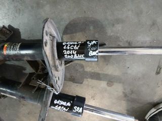 bontott NISSAN QASHQAI Jobb első Lengéscsillapító