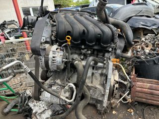 bontott NISSAN QASHQAI Komplett Motor (Segédberendezésekkel)